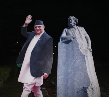 एमालेको बन्दसत्रमा मार्क्सदेखि मदन भण्डारीसम्मका डमी (तस्वीरहरू)